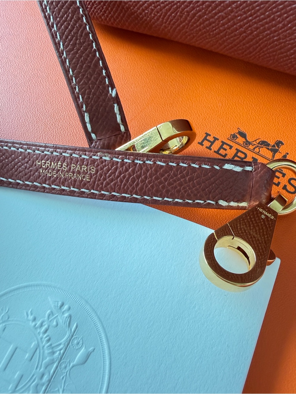 Hermès Bolide 27 Sienne Epsom Leather GHW – Stamp Y (2020) – Full Set - Picture 16 of 17